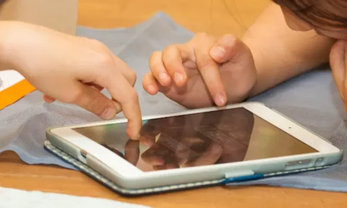 Medienkompetenz für Eltern und Grosseltern